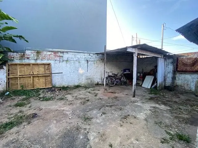 Terreno com 349m², à venda, no bairro Vila Falchi em Mauá
