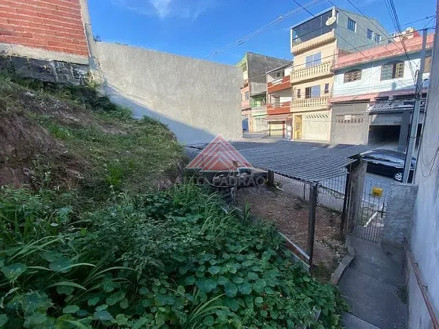 Terreno com 349m², à venda, no bairro Vila Falchi em Mauá