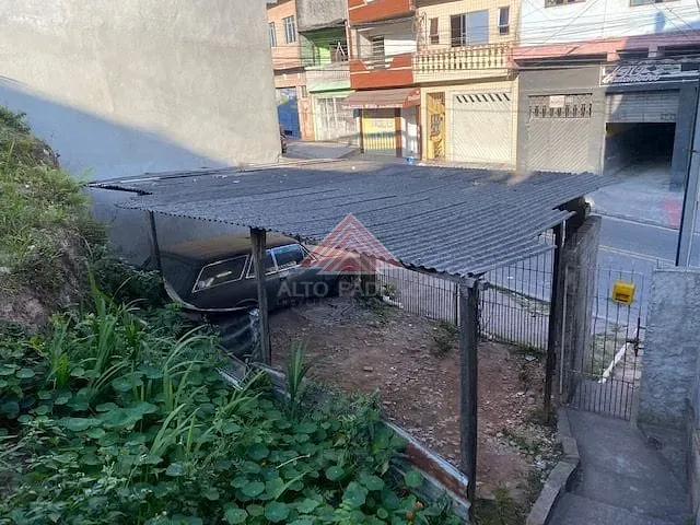 Terreno com 349m², à venda, no bairro Vila Falchi em Mauá