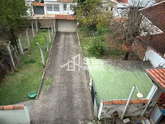 Terreno com 272m², à venda, no bairro Centro em Andradas