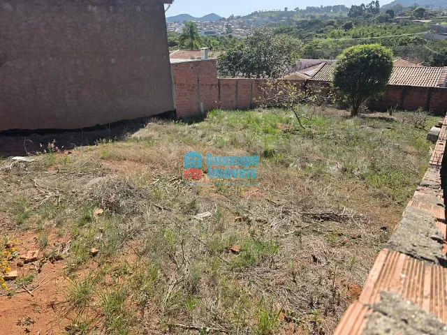 Terreno com 360m², à venda, no bairro Residencial Colina em Guaxupé