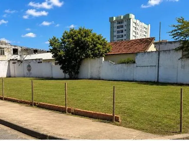 Terreno com 350m², à venda, no bairro Parque Turf Club em Campos dos Goytacazes