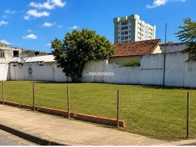 Terreno com 350m², à venda, no bairro Parque Turf Club em Campos dos Goytacazes
