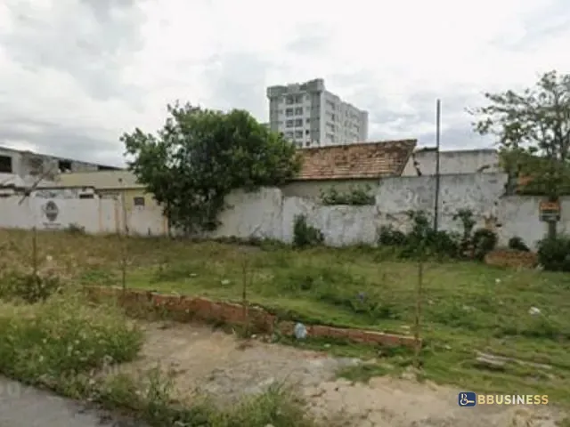 Terreno com 350m², à venda, no bairro Parque Turf Club em Campos dos Goytacazes