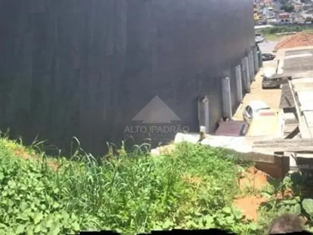 Terreno com 413m², à venda, no bairro Matriz em Mauá