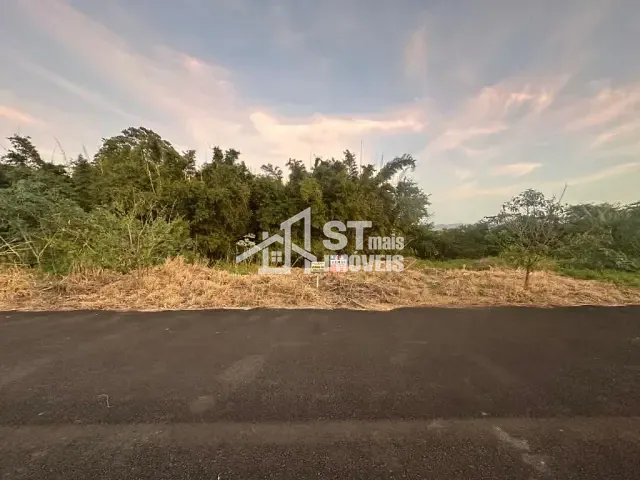 Terreno com 217m², à venda, no bairro Recanto da Serra em Andradas