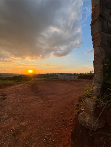Terreno com 400m², à venda, no bairro Jardim Andorinhas em Campinas