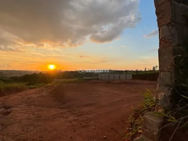 Terreno com 400m², à venda, no bairro Jardim Andorinhas em Campinas