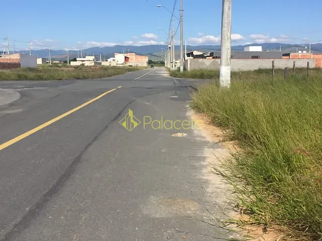 Terreno com 225m², à venda, no bairro Moreira César em Pindamonhangaba