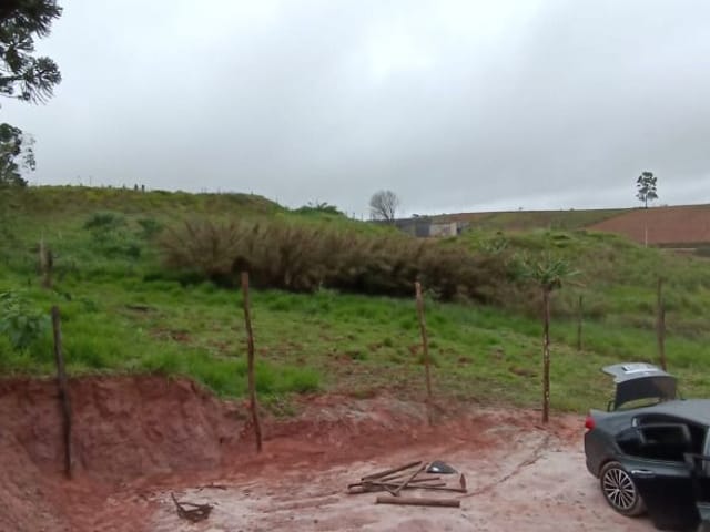 Terreno com 435m², à venda, no bairro Cachoeira em Cotia