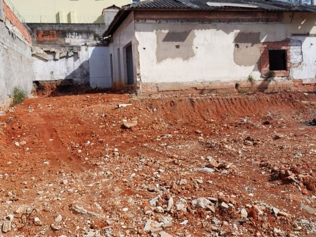 Terreno com 516m², para alugar, no bairro Jardim do Lago em São Paulo