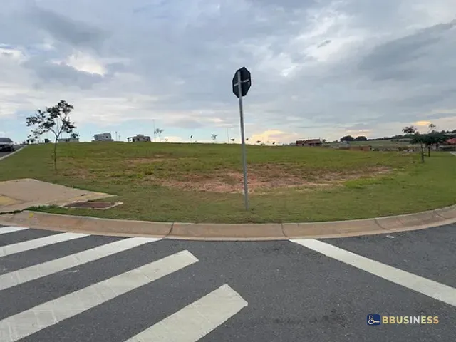 Terreno com 683m², à venda, no bairro Fazenda Monte D'Este em Campinas