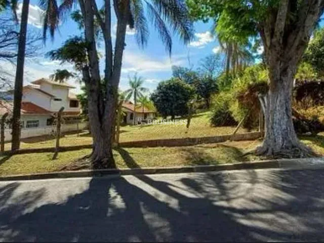 Terreno com 1041m², à venda, no bairro Bosque em Vinhedo