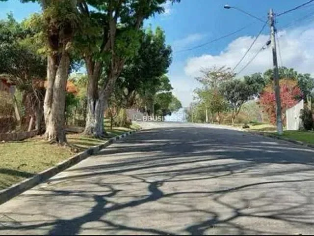 Terreno com 1041m², à venda, no bairro Bosque em Vinhedo