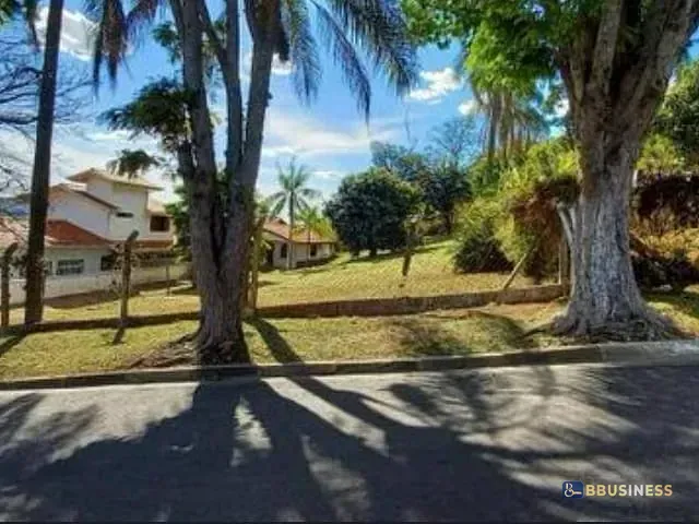 Terreno com 1041m², à venda, no bairro Bosque em Vinhedo