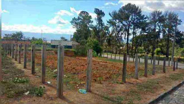 Terreno com 307m², à venda, no bairro Vitória Vale III em Pindamonhangaba