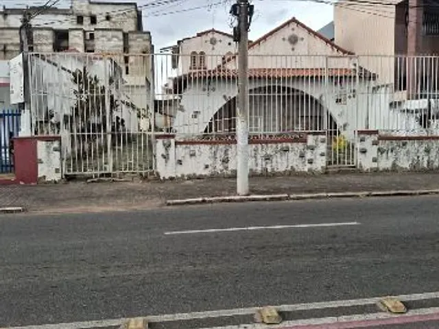Terreno com 910m², à venda, no bairro Centro em Campos dos Goytacazes