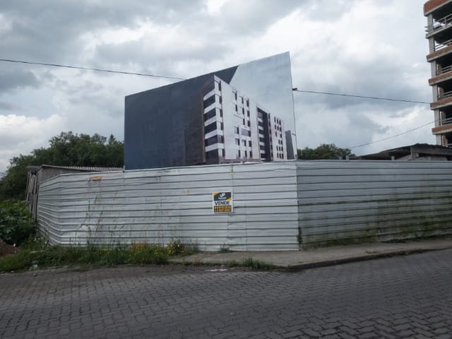 Terreno com 1147m², à venda, no bairro Três Vendas em Pelotas