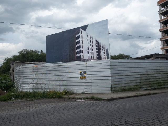 Terreno com 1147m², à venda, no bairro Três Vendas em Pelotas