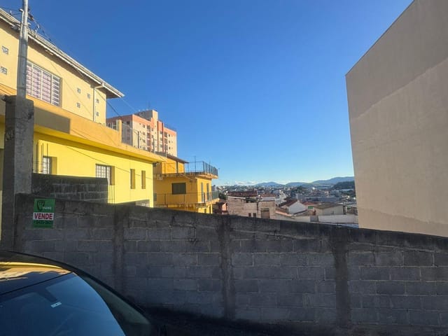 Terreno com 300m², à venda, no bairro Centro em Extrema