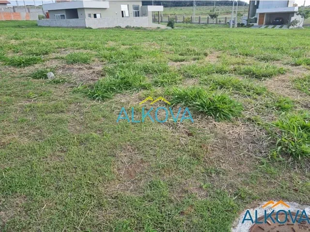 Terreno com 260m², à venda, no bairro Recanto dos Eucaliptos em São José dos Campos