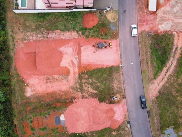 Terreno com 398m², à venda, no bairro Parque dos Caetes em Cotia