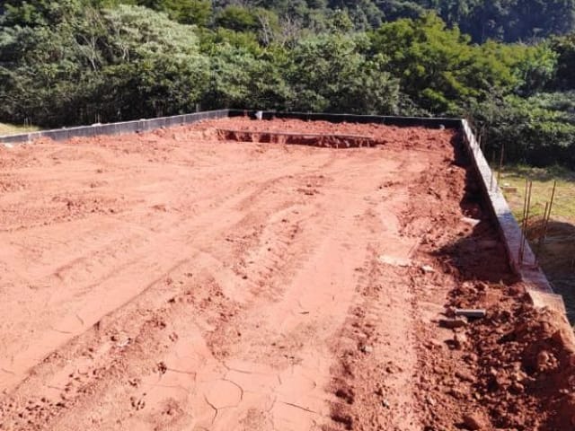 Terreno com 398m², à venda, no bairro Parque dos Caetes em Cotia