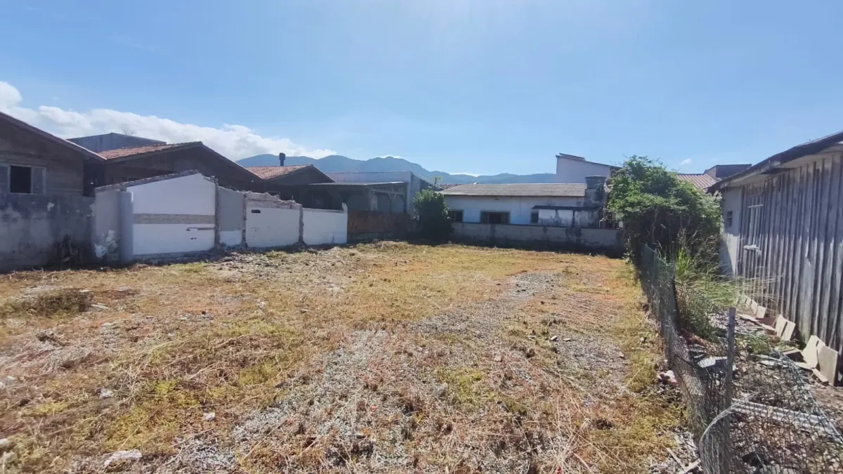 Terreno residencial para venda em Morretes, 303m²