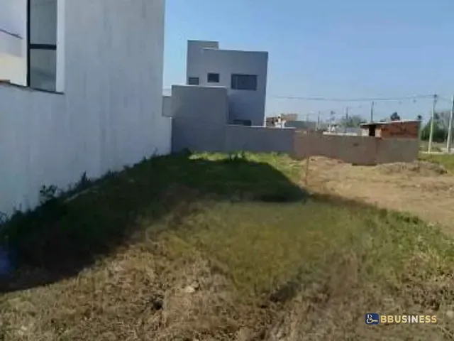 Terreno com 140m², à venda, no bairro Cidade Jardim  em Campos dos Goytacazes