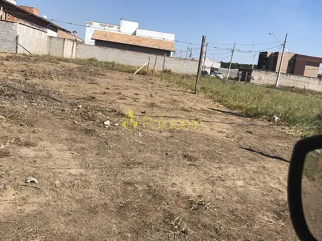 Terreno com 265m², à venda, no bairro Loteamento Residencial e Comercial Araguaia em Pindamonhangaba