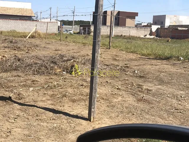 Terreno com 265m², à venda, no bairro Loteamento Residencial e Comercial Araguaia em Pindamonhangaba