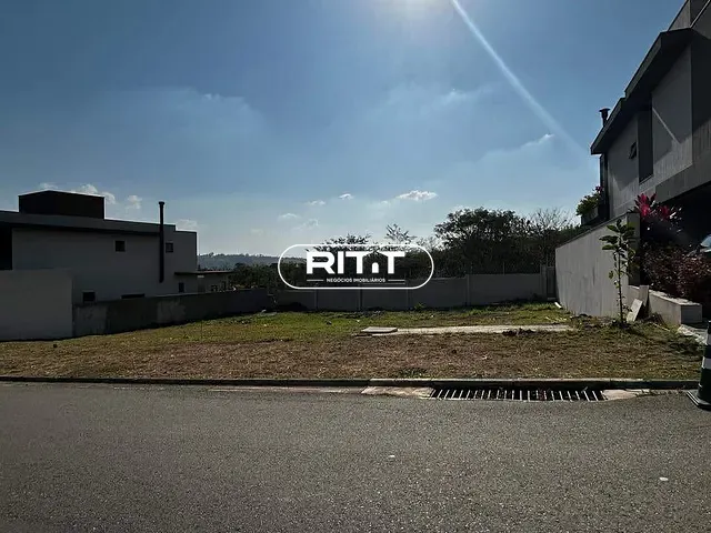 Terreno com 427m², à venda, no bairro Loteamento Residencial Arborais em Campinas