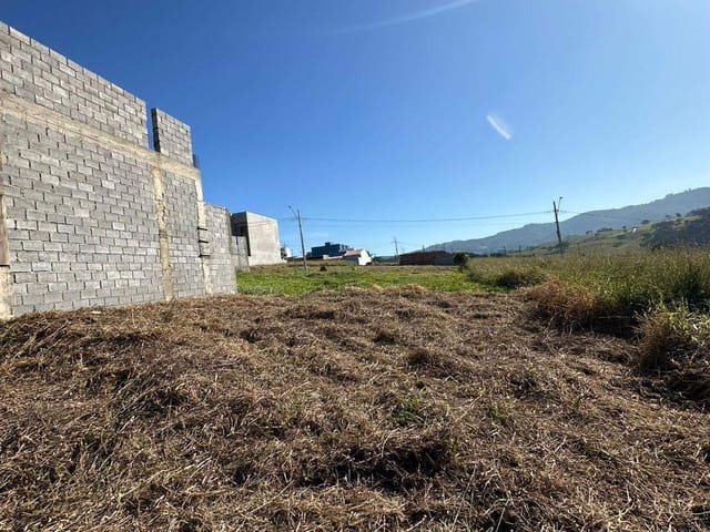 Terreno com 200m², à venda, no bairro JATOBAS em Extrema