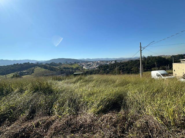 Terreno com 200m², à venda, no bairro JATOBAS em Extrema
