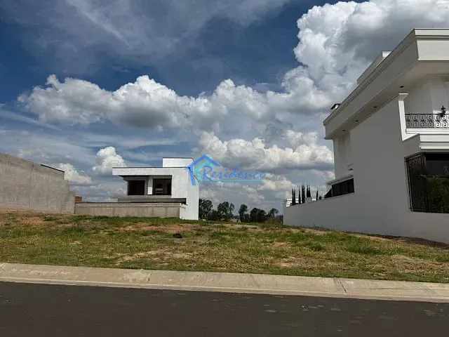 Terreno com 360m², à venda, no bairro Jardim Residencial Sapezal em Indaiatuba
