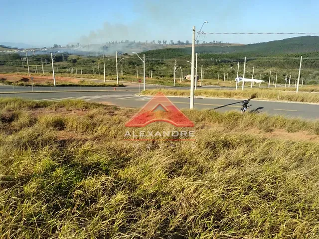 Terreno com 180m², à venda, no bairro Borda da Mata em Caçapava