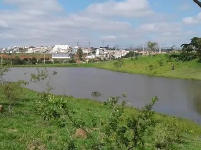 Terreno com 637m², à venda, no bairro Caixa D'água em Taubaté