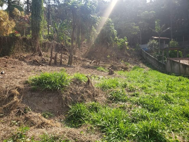 Terreno com 1782m², à venda, no bairro Granja Carneiro Viana em Cotia