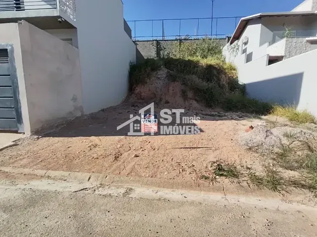 Terreno com 200m², à venda, no bairro Jardim Rio Verde em Andradas