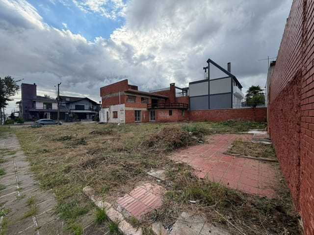 Terreno com 720m², à venda, no bairro Cinqüentenário em Caxias do Sul