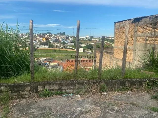 Terreno com 140m², à venda, no bairro Parque dos Príncipes em Jacareí