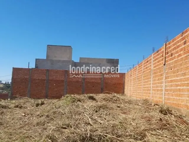 Terreno à venda, no bairro Colinas em Londrina