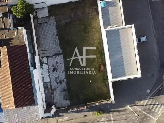 Terreno com 627m², à venda, no bairro Vila Paraíba em Guaratinguetá