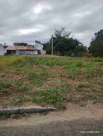 Terreno com 267m², à venda, no bairro Residencial Mombaça  em Pindamonhangaba