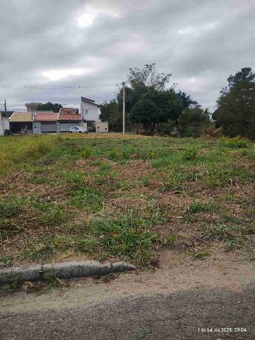 Terreno com 267m², à venda, no bairro Residencial Mombaça  em Pindamonhangaba