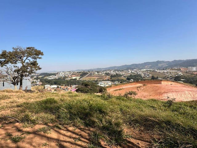Terreno com 260m², à venda, no bairro Altos de extrema em Extrema