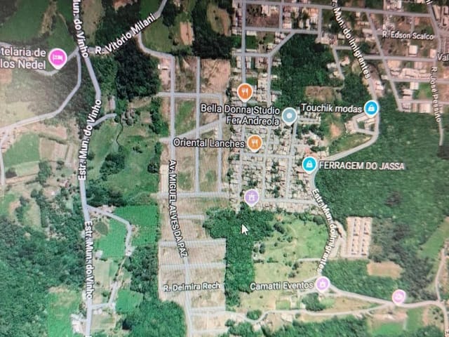 Terreno com 305m², à venda, no bairro Nossa Senhora das Graças em Caxias do Sul