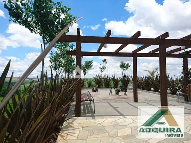 Terreno com 300m², à venda, no bairro Jardim Carvalho em Ponta Grossa