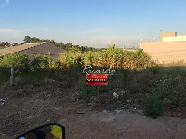 Terreno com 195m², à venda, no bairro Centro em Sabáudia