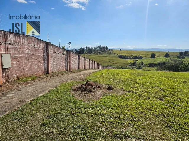 Terreno com 840m², à venda, no bairro Chácaras Santa Rita em Caçapava